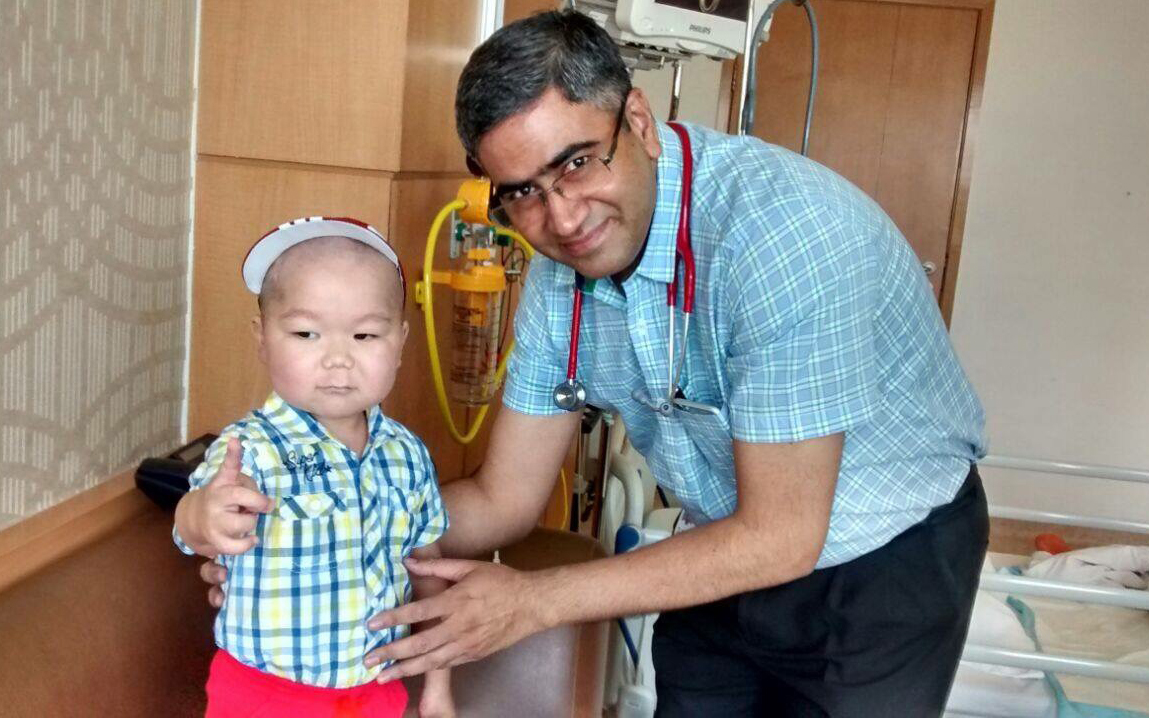 Добрый флеш-моб в поддержку маленького Нурсултана